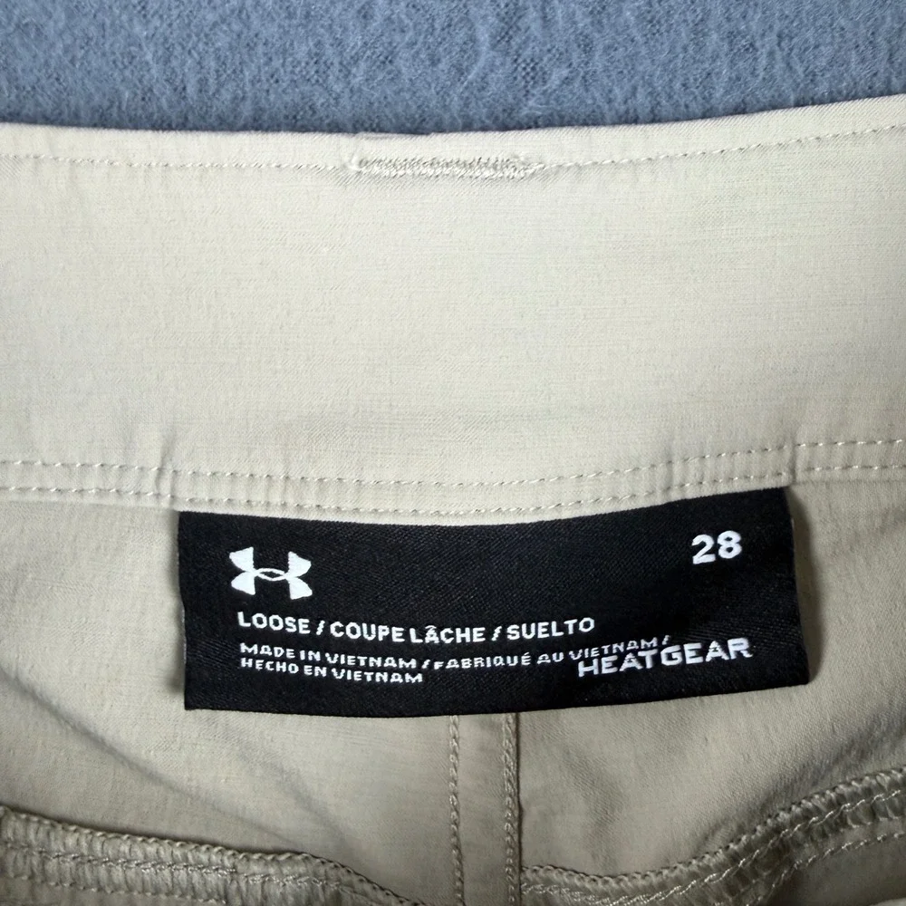 Under Armour Fish Hunter Cargo Shorts Men's 28 Beige Heatgear Hiking Wicking